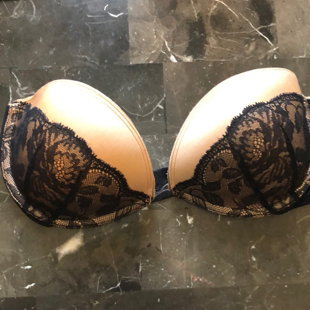 VS strapless bra
